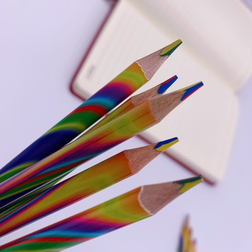 Four-color same-core colored lead pencil wooden triangular pole colored pencil children's painting rainbow lead pencil foreign trade cross-border