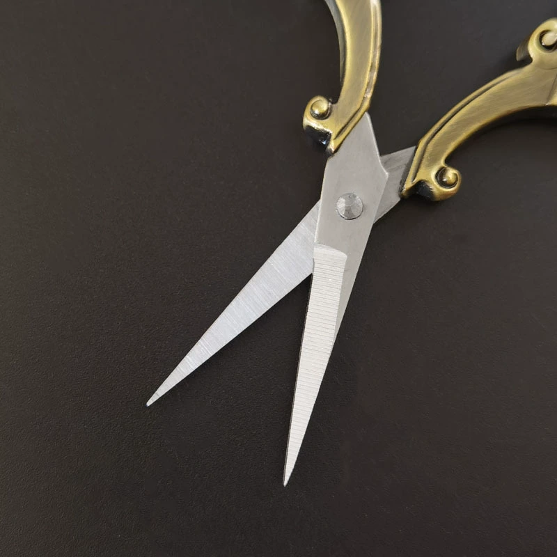 Retro -cut cross -stitching classical scissors, makeup scissors JA