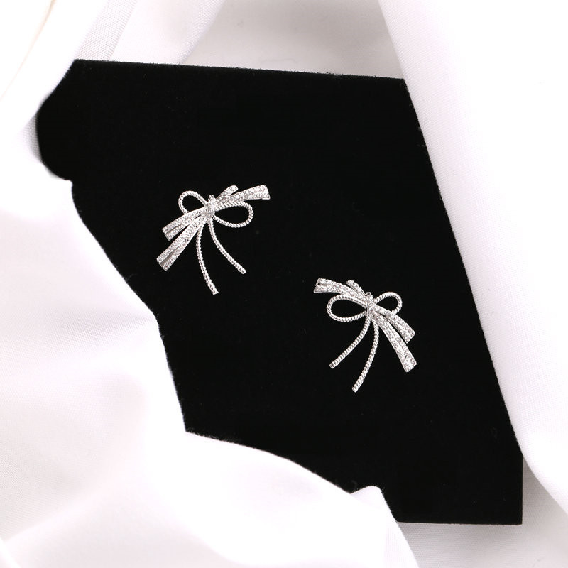 Cute fresh elegant universal fashionable earrings with bow
