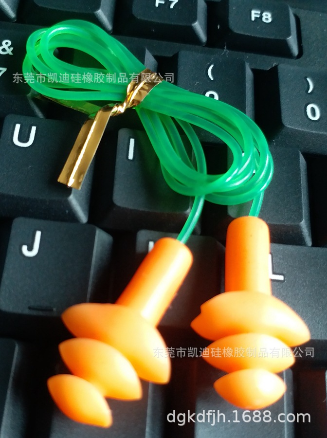 供应大中小号蓝牙耳机套 硅胶耳塞 硅胶耳机塞 圣诞树耳塞 批发
