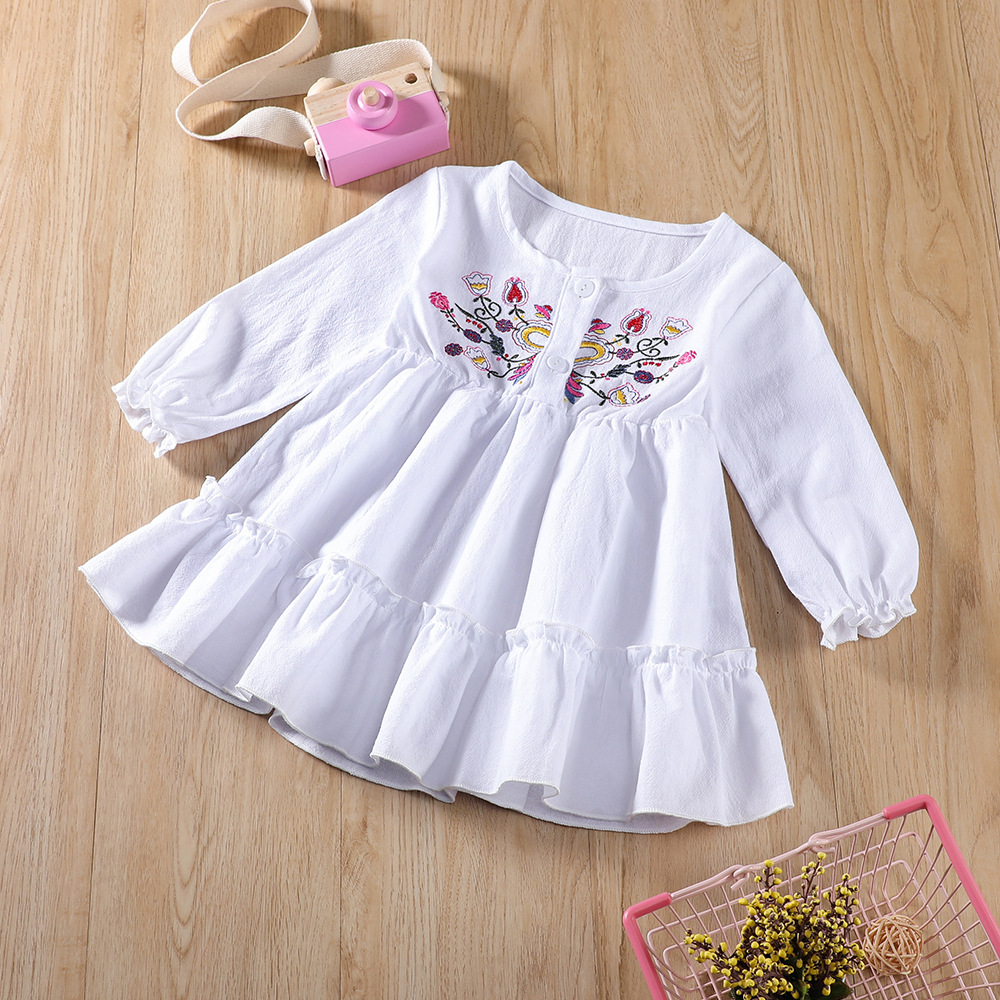 baby Autumn and winter new pattern pure cotton Long sleeve Embroidery children Dress baby go out factory On behalf of