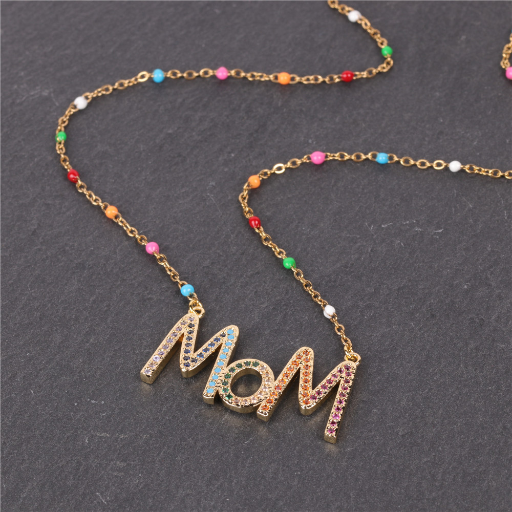 Mother's Day Gift Wholesale New Fashion Dripping Necklace With Diamond Mom Letter Necklace display picture 5