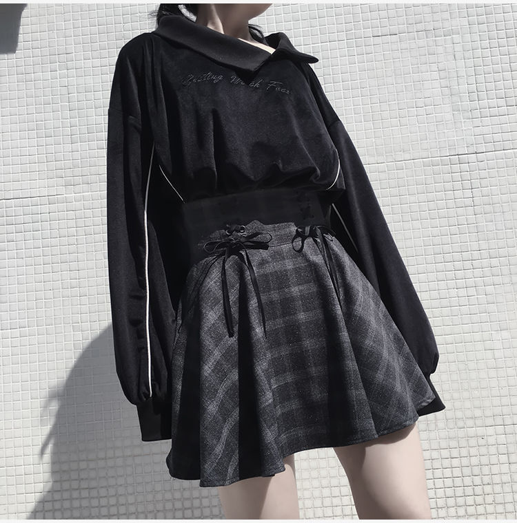Korean Version of the High-waisted Short 3