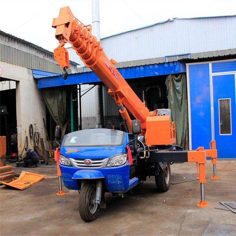 建筑工程用小吊车 五征5吨三轮吊车移动式小型起重机