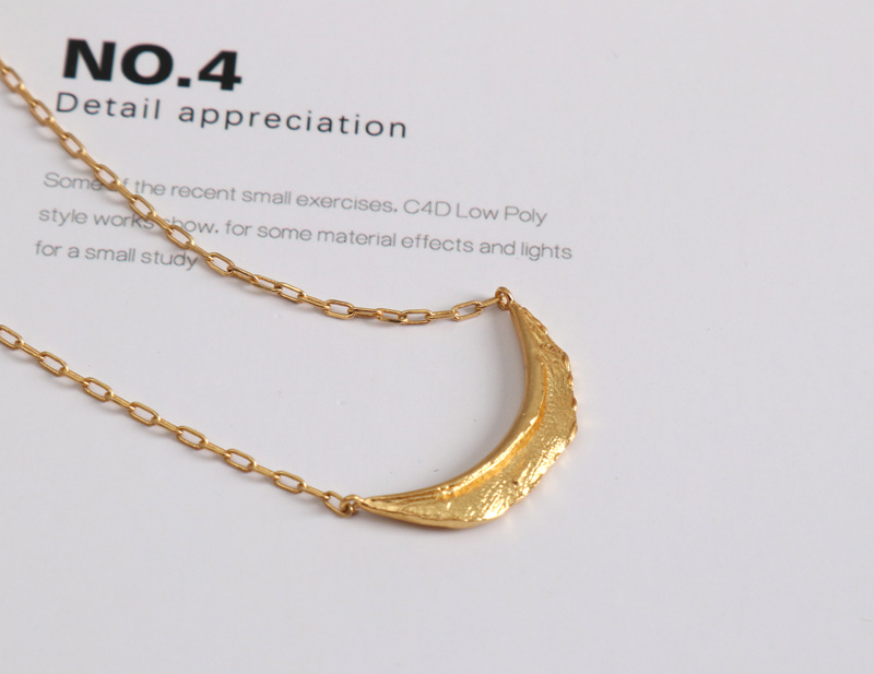 Retro Crescent Copper Hollow Clavicle Chain Wholesale Nihaojewelry display picture 4