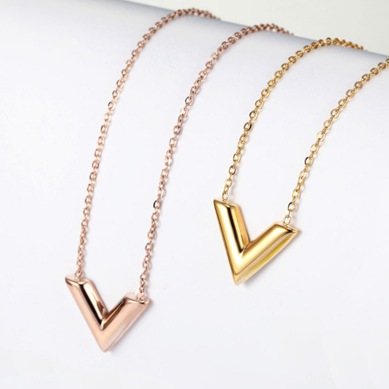 Europe and the United States new fashion titanium steel V female necklace women simple rose gold clavicle chain pendant jewelry manufacturers wholesale