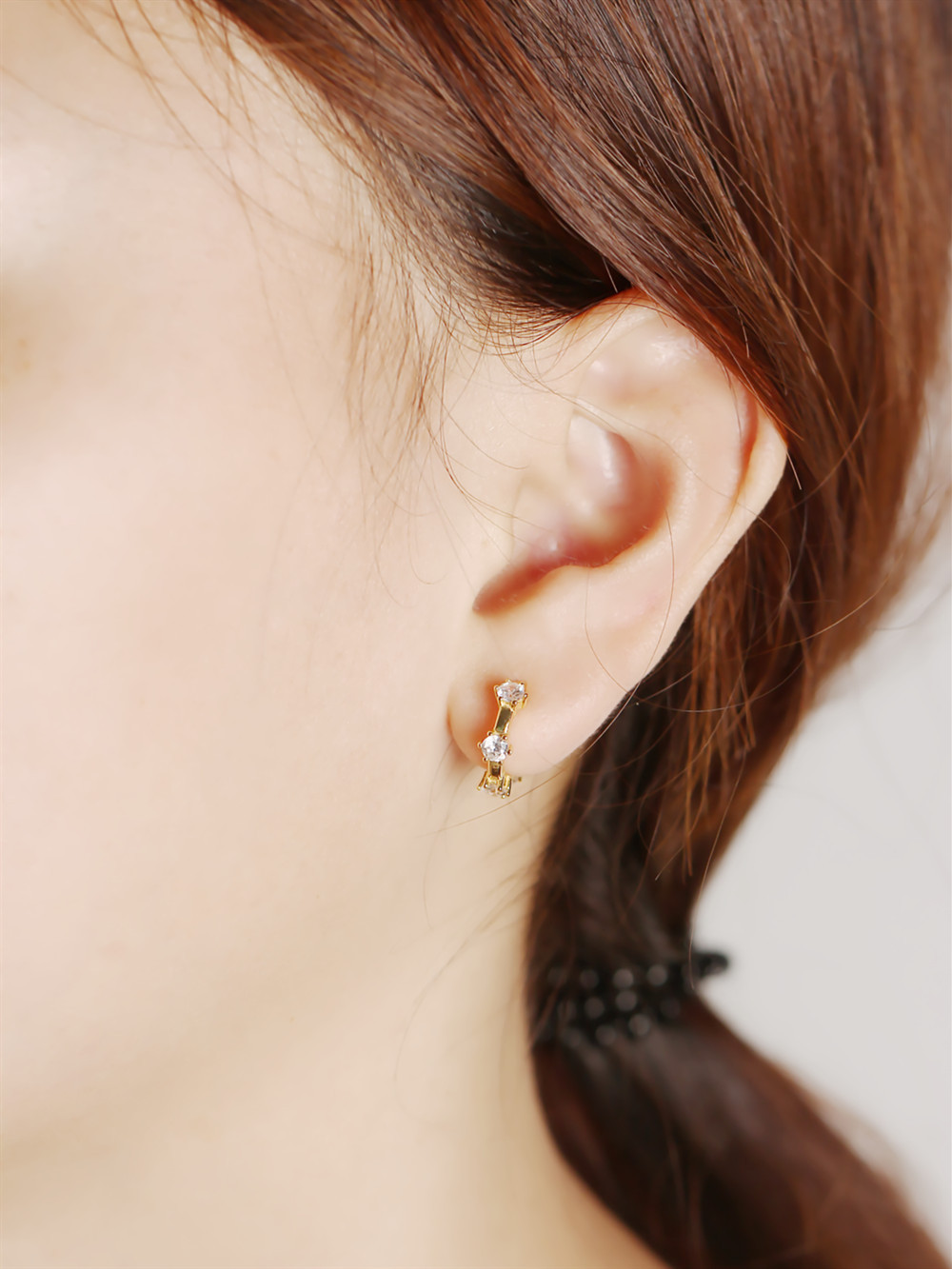 S925 Sterling Silver Geometric Shape Zircon Ear Buckle Silver Earrings Wholesale display picture 1