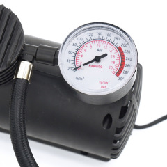 Car Air Pump Electric Small Air Pump 12V Mini Air Pump Train Head Car Gift Tire Inflator