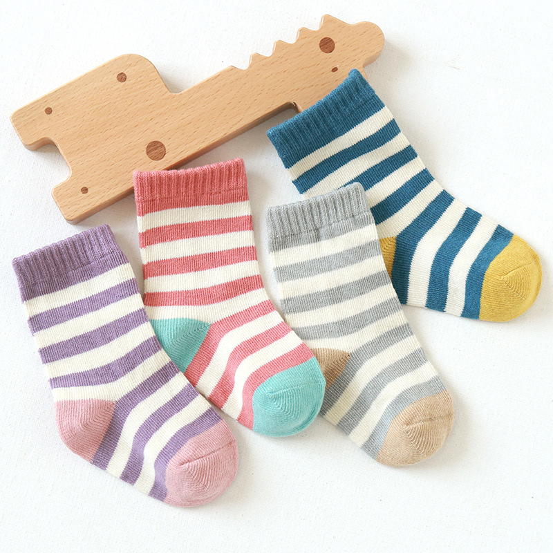 2021 spring and autumn new pattern baby Socks stripe Color matching baby Medium hose Let go 0-1-3 Newborn socks