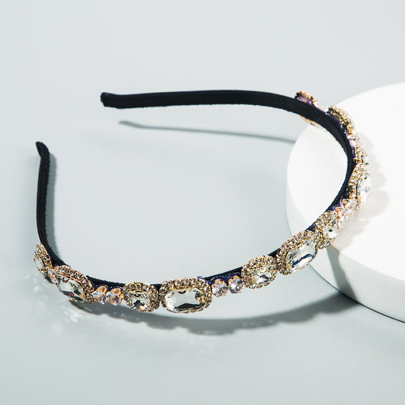 New Simple Retro Headband Full Of Rhinestones Anti-skid Fine-edged Baroque Wind Headband Wholesale display picture 5