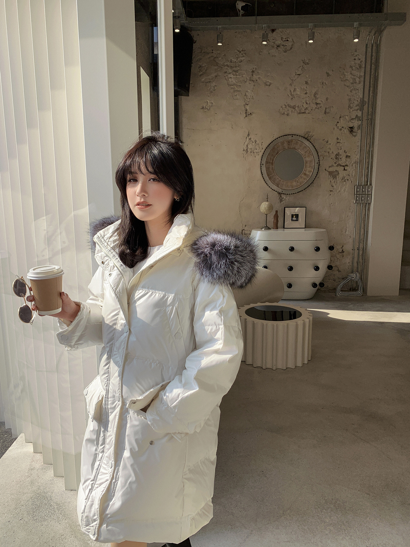 new pattern Little King Down Jackets Mid length version Bright surface Disposable Silver fox Fur collar thickening keep warm Overknee Hooded coat
