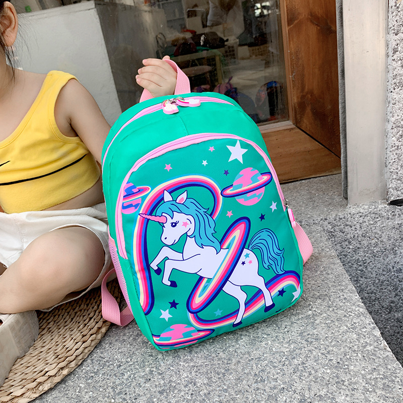 A one-piece disposable student backpack for grades 1-3, cartoon-style children's backpack for primary school students, kindergarten small school bag.