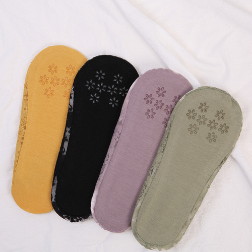 Very good quality women's lace invisible socks silicone non-slip shallow mouth women's socks Korean style sweet socks