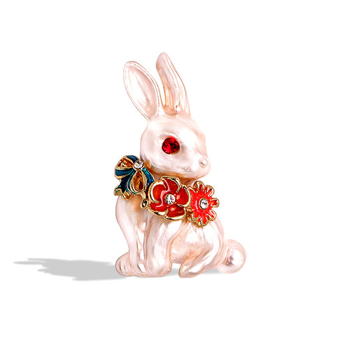 Cute new pearl brooch, fashionable corsage, little rabbit, personalized temperament, Korean style pin collar, pin buckle, accessories, chest ornament