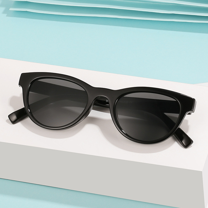 Nuevo ojo de gato gafas de sol Comercio exterior Pequeño Libro Rojo gafas de sol de La Vendimia hombres y mujeres Xia Han Chao Fábrica directa