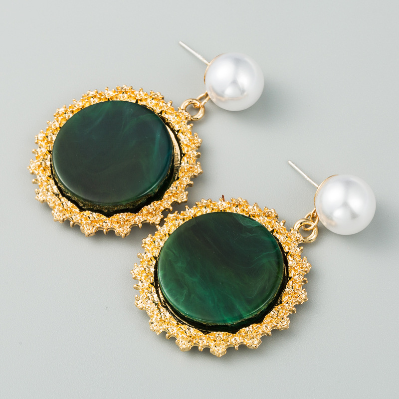 Korean Temperament Creative Circular Pattern Acrylic Acetate Plate Earrings Alloy Inlaid Pearl Earrings S925 Silver Needle Wholesale display picture 4