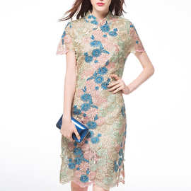 跨境外贸中老年刺绣小礼服 丈母娘时尚中国风改良加大码旗袍200斤