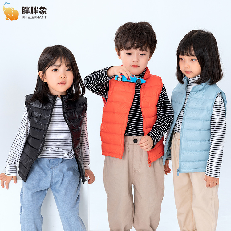 2020 Otoño e Invierno nuevos niños y niñas medianos y grandes niños bebé ligero soporte collar abajo chaleco entrega al por mayor