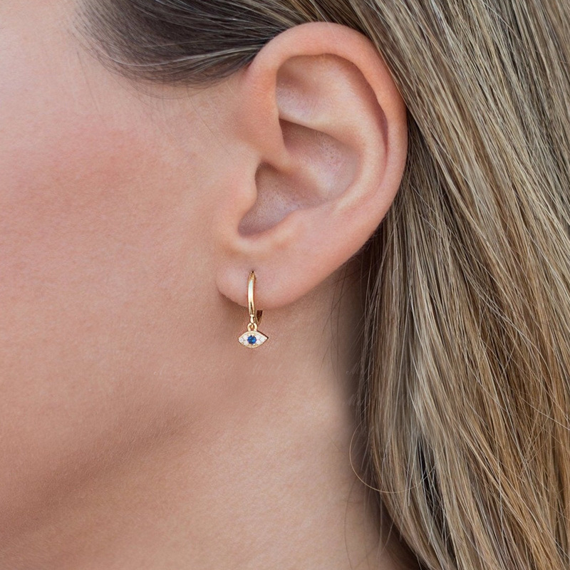 925 plata esterlina Ojo del Diablo diamante oreja hebilla estilo coreano elegante de moda del todo-fósforo de las mujeres pendientes de nicho de lujo ligero