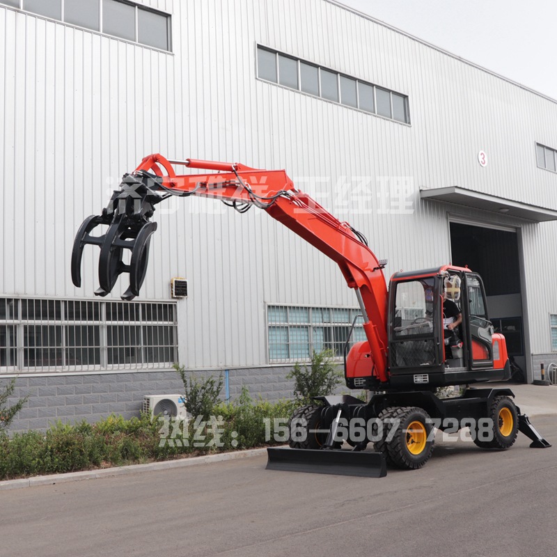 360度旋转爪子山东菏泽抓木机多少钱  轮式四驱行走 免费培训司机