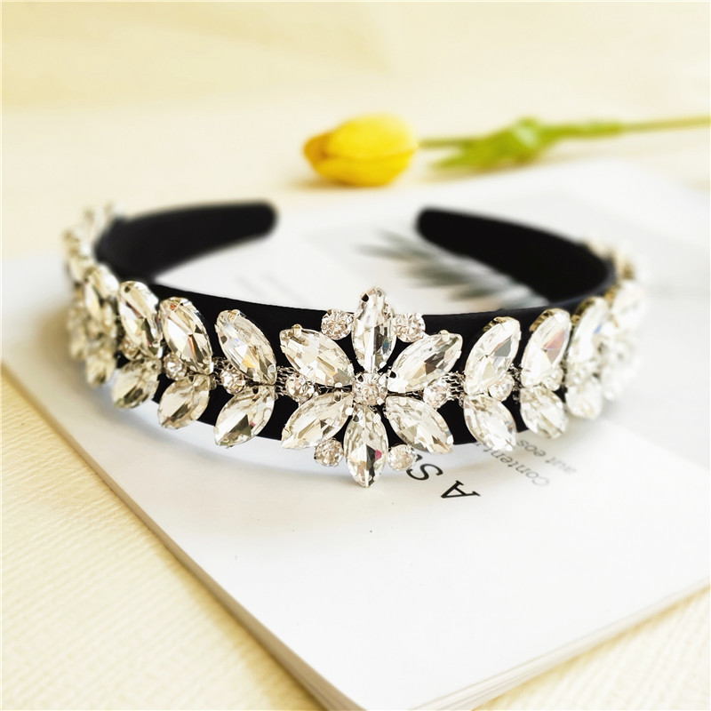 Korean New Fashion Rhinestone Full Drill Wide-edge Cheap Hair Band Wholesale display picture 9