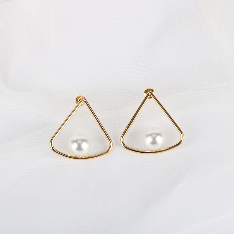 New Earrings Exaggerated Pearl 18k Real Gold Plating S925 Silver Needle Earrings Wholesale Nihaojewelry display picture 3