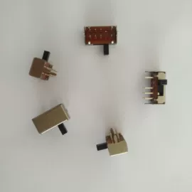 其他插座;拨动开关;轻触开关