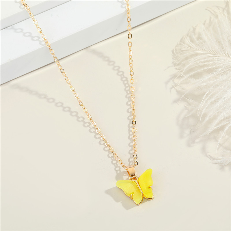 fashion butterfly resin necklace