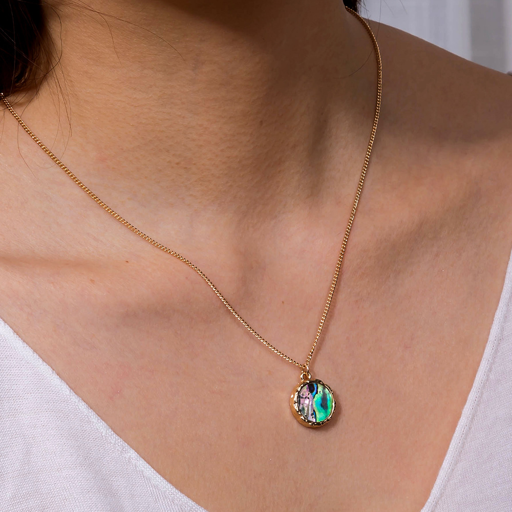 fashion natural color abalone shell round pendant collarbone chain necklacepicture4