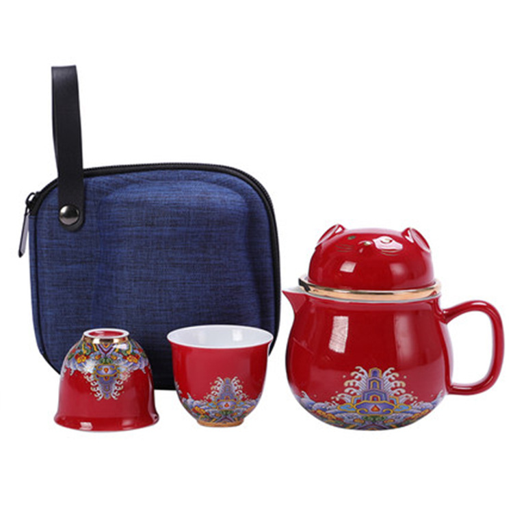 Cigarette holder, handheld teapot, tea set for traveling