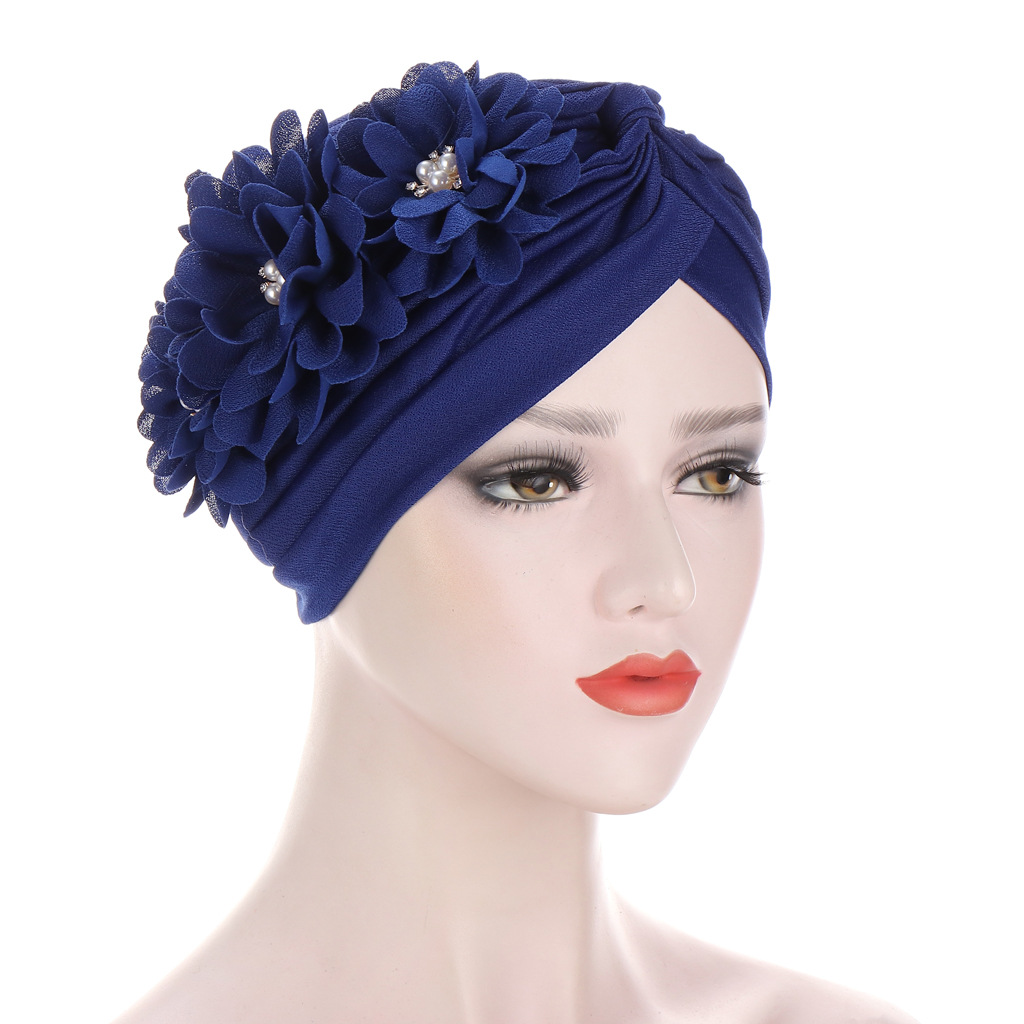 Women's Ethnic Style Flower Rhinestone Pearl Beanie Hat display picture 3