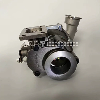 Supercharger and civilian off-road vehicle