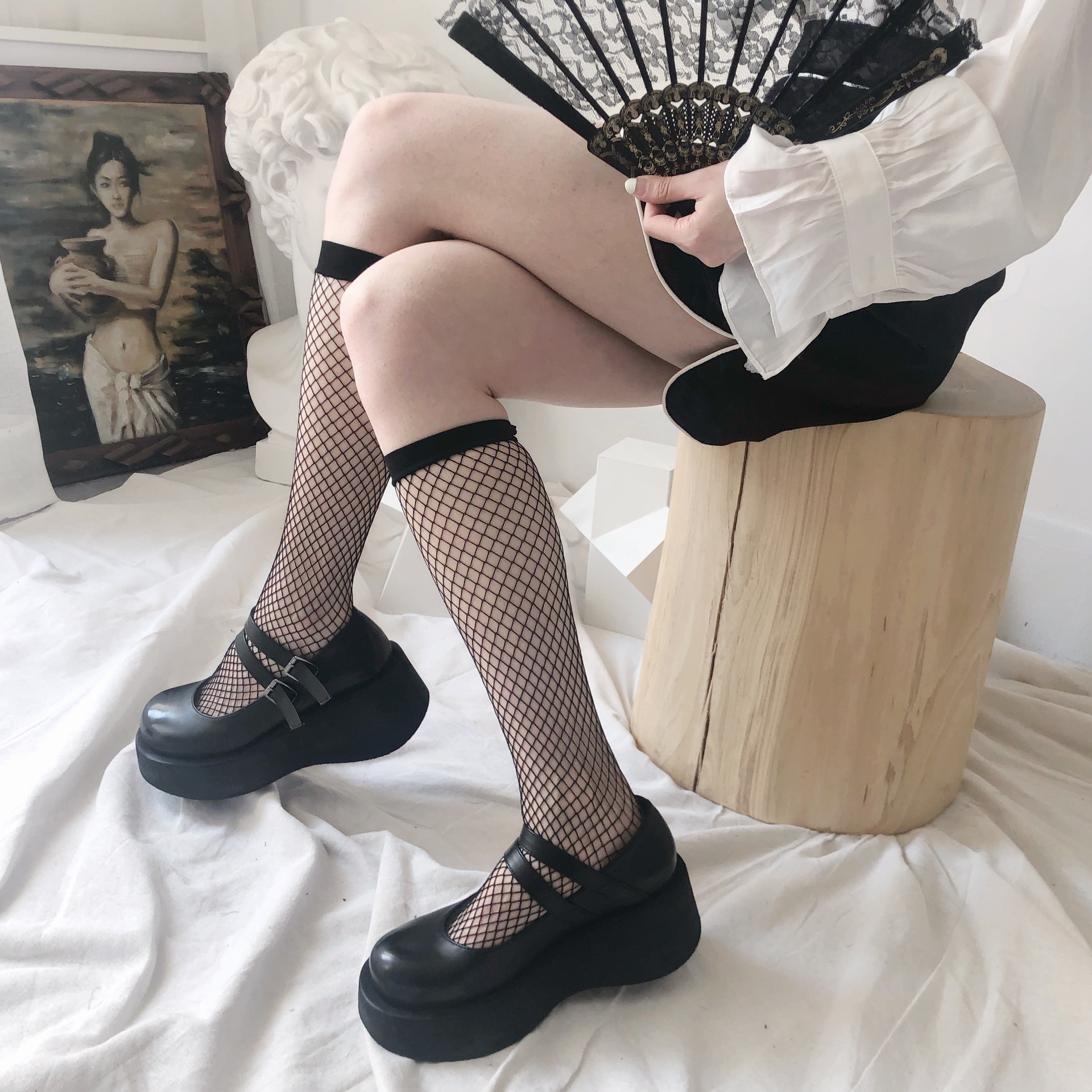 Female lattice socks
