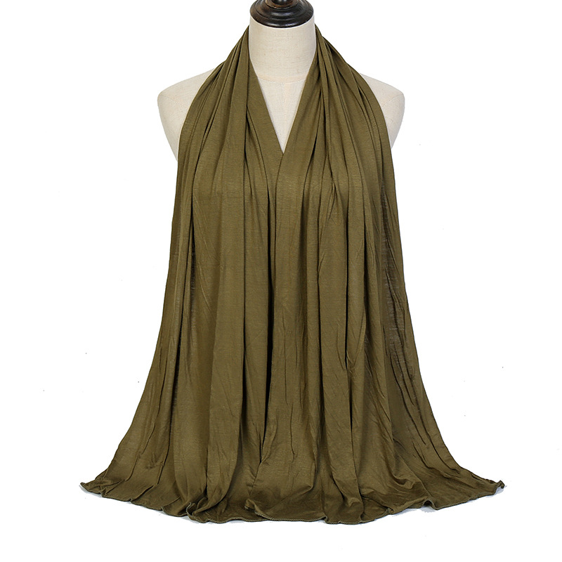 Women's Simple Style Solid Color Monel Scarf display picture 4