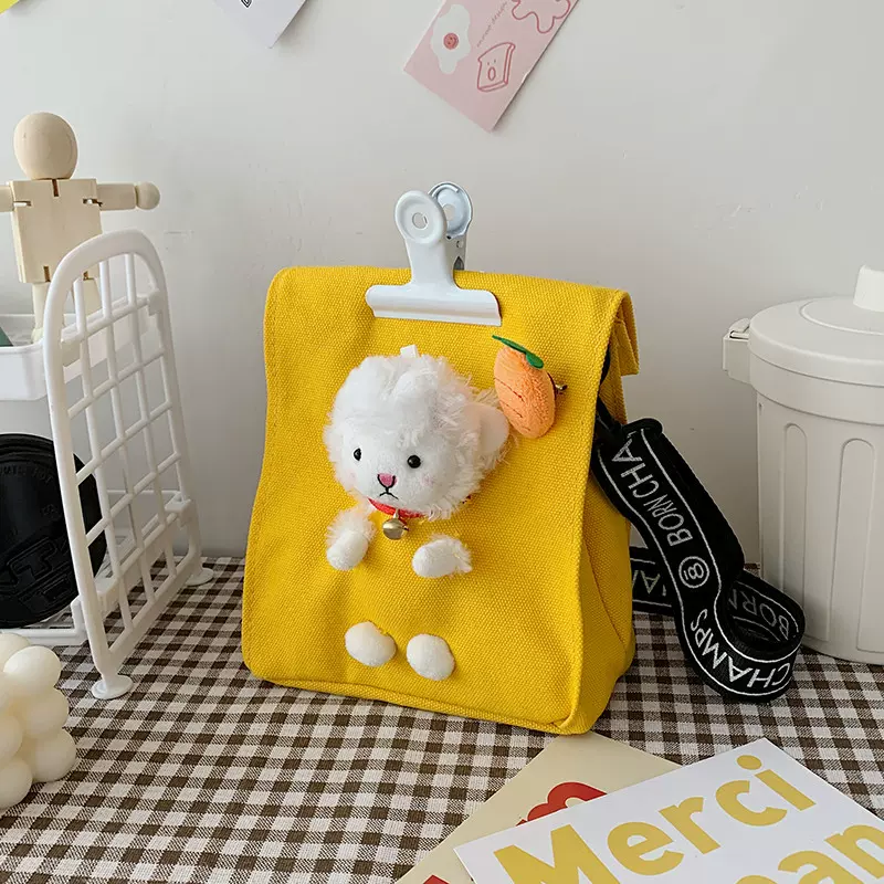 日系学院风斜挎包女2021新款潮卡通毛绒女包时尚个性帆布单肩包女