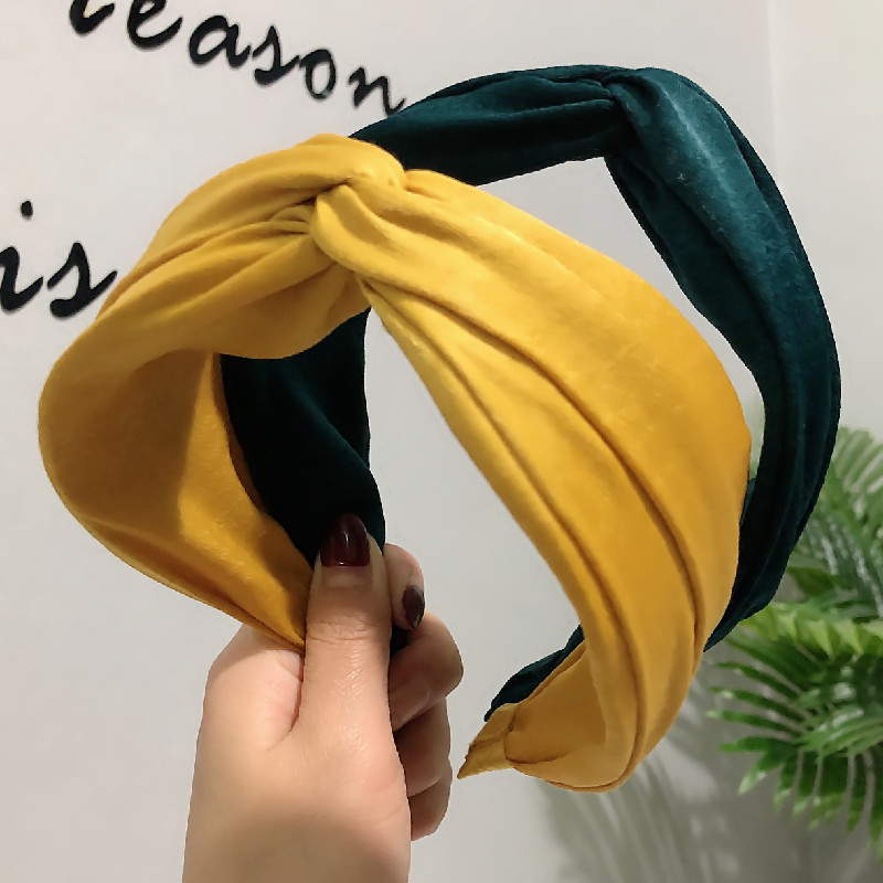 Korean Wave  Fashion Wide-brimmed Solid Color Cross-knotted Fabric Hair Accessories Mori Girl Hair Hoop Wholesale Nihaojewelry display picture 3