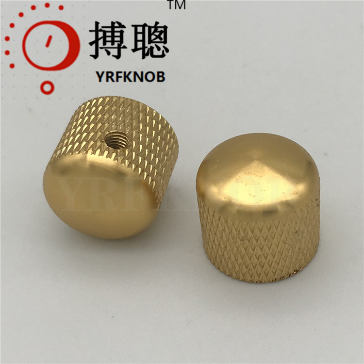 �缪����ť��������ɫ�������������߹⻨������15&times;14��λ����ť