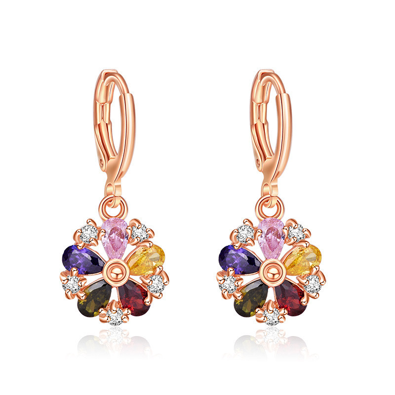 Elegant trend fashionable earrings with zircon