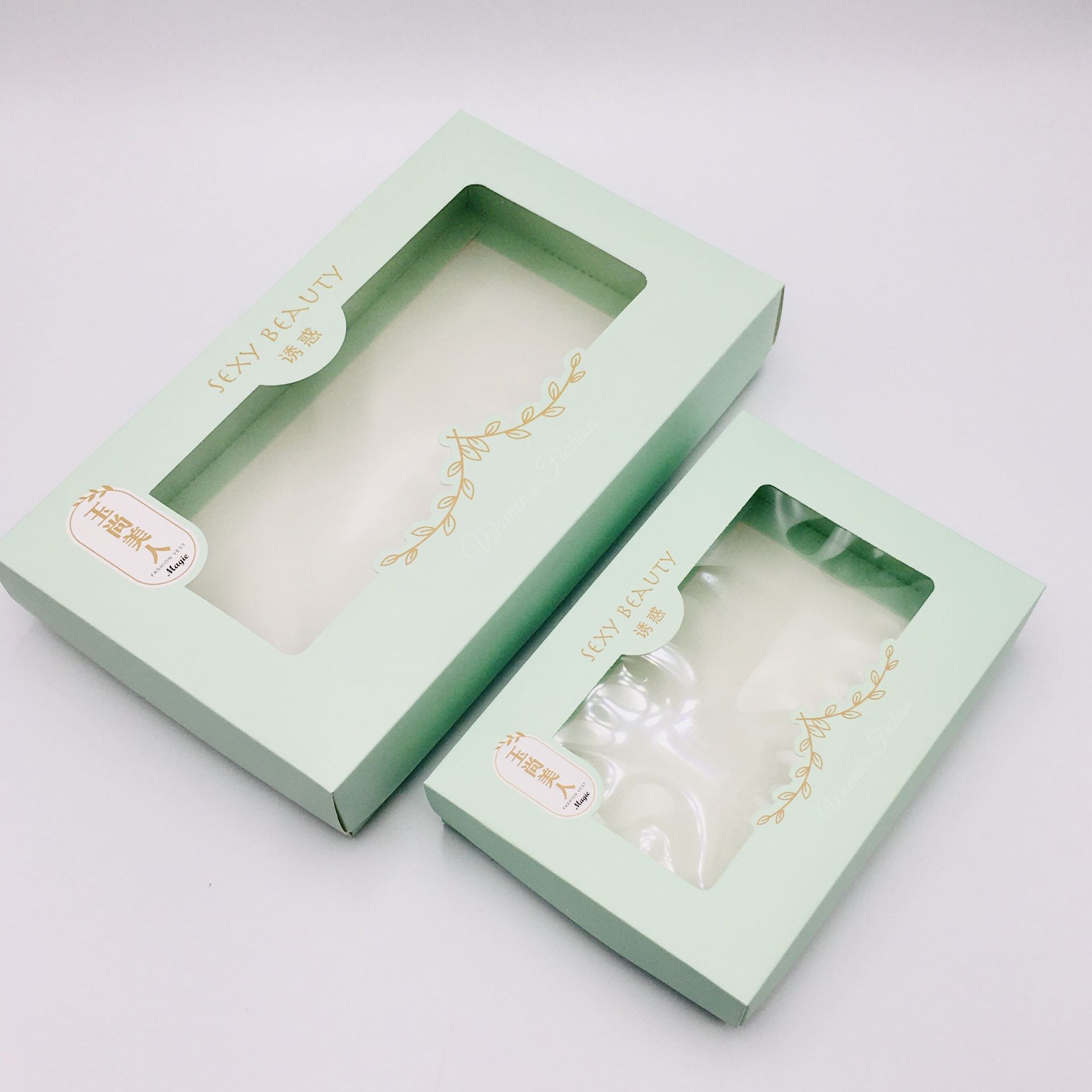 义乌现货无痕内裤速干衣女士真丝睡衣薄款文胸袜子毛巾包装盒礼盒