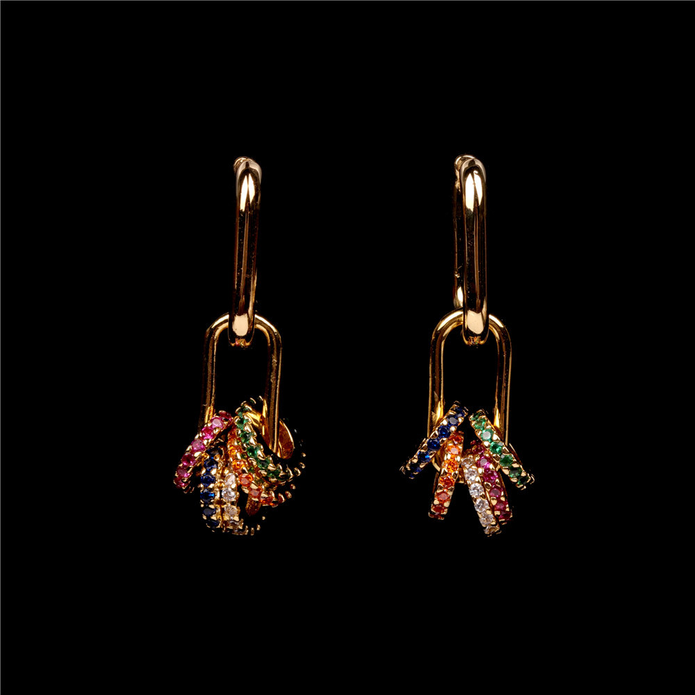 Rainbow Diamond Pendant Earrings Wholesale Nihaojewelry display picture 2