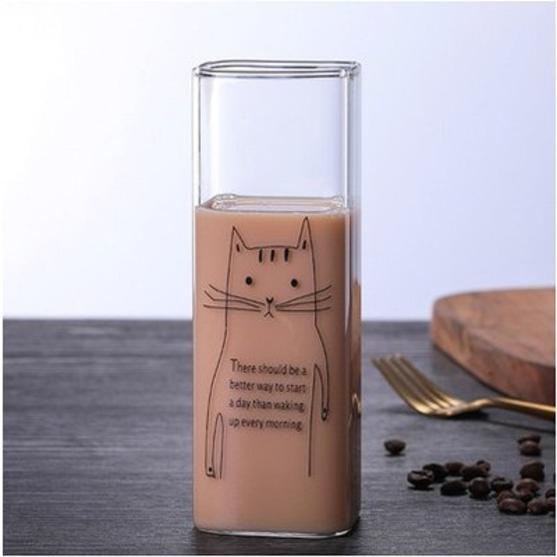 Taza cuadrada de gato