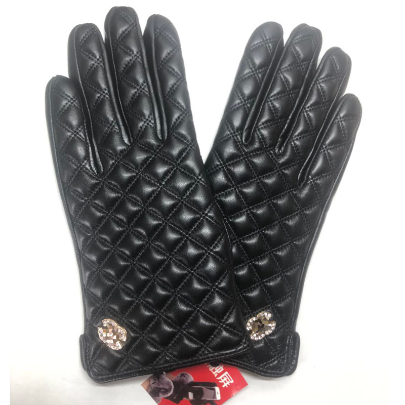 ����������ƤŮʿ�����ﳵ����������δ�������ů��Ƥ��������