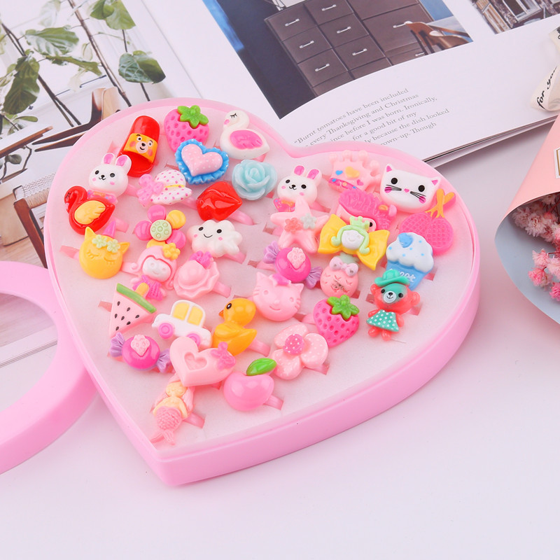 卡通实色36个戒指 款式颜色随机