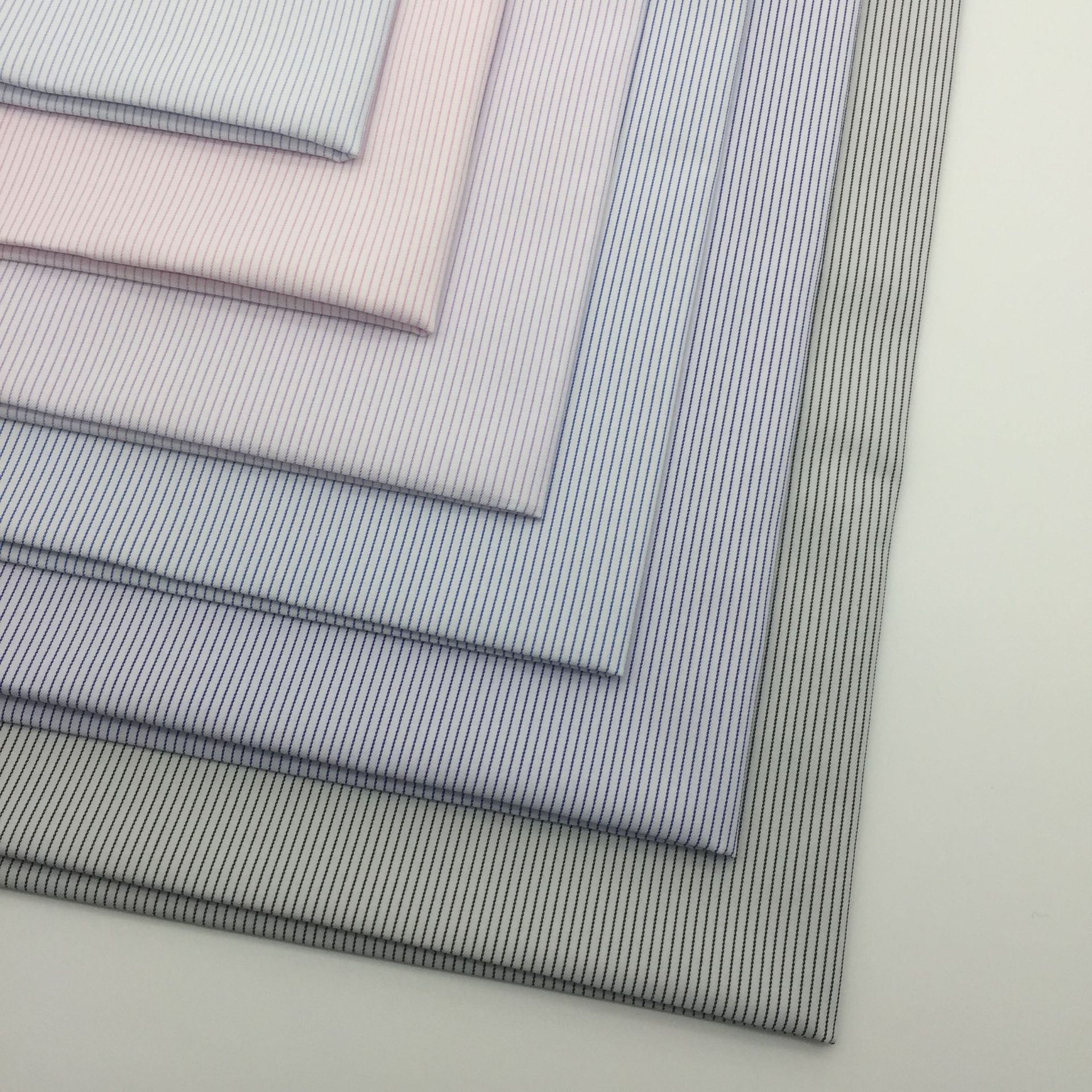 现货厂家直销斜纹男士衬衫 舒适面料涤棉混纺 条纹斜纹