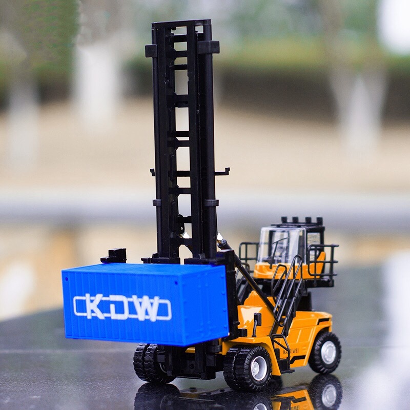 Kaidi Wei Alloy construction vehicles Model 1 50 Container Empty container Stacker Port Pier stacking Transport Model