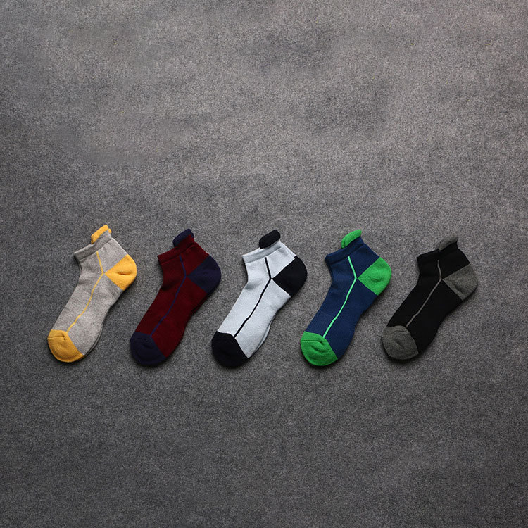 Men's sports color matching short tube socks
