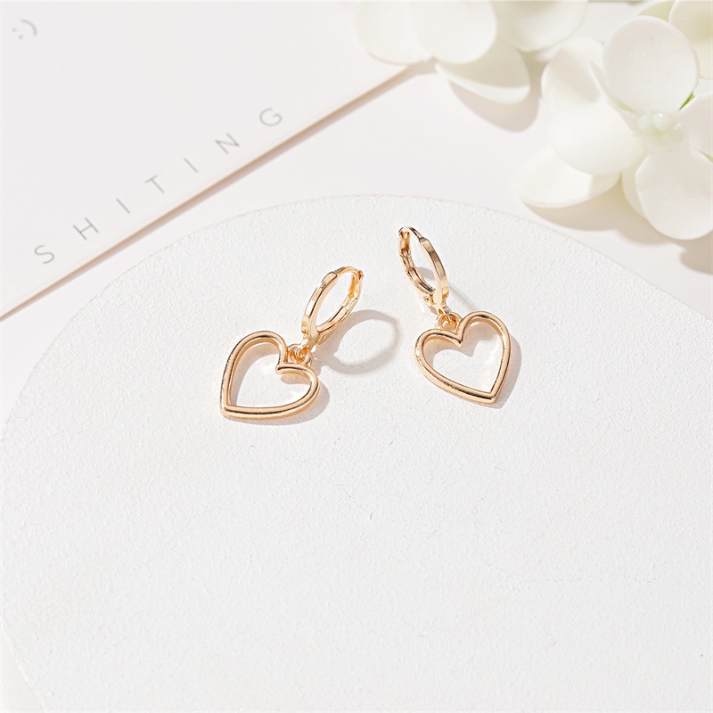Women'S Gender Fashion Heart Plating Alloy No Inlaid Earrings