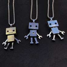 简约土酷蹦迪嘻哈活动机器 人钛钢项链个性潮男士情侣挂件吊坠