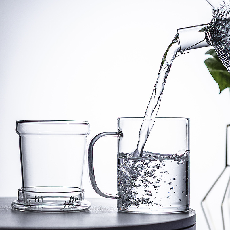 Värmetålig tekopp i glas med tesil för kontoret_voghion.com