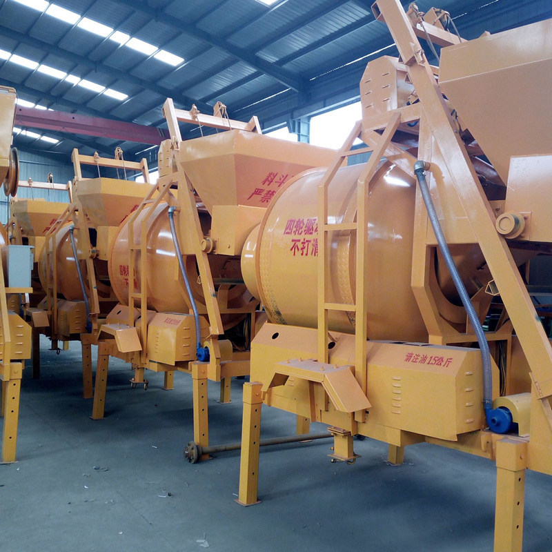 10306865471_551438394